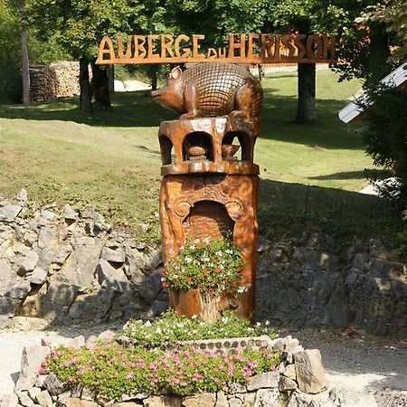 Auberge Du Herisson La Chaux-du-Dombief ภายนอก รูปภาพ